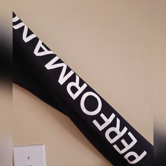 Calvin Klein Performance Black Logo Cropped 1/2 Zip Sweatshirt Size Large - Picture 3 of 9